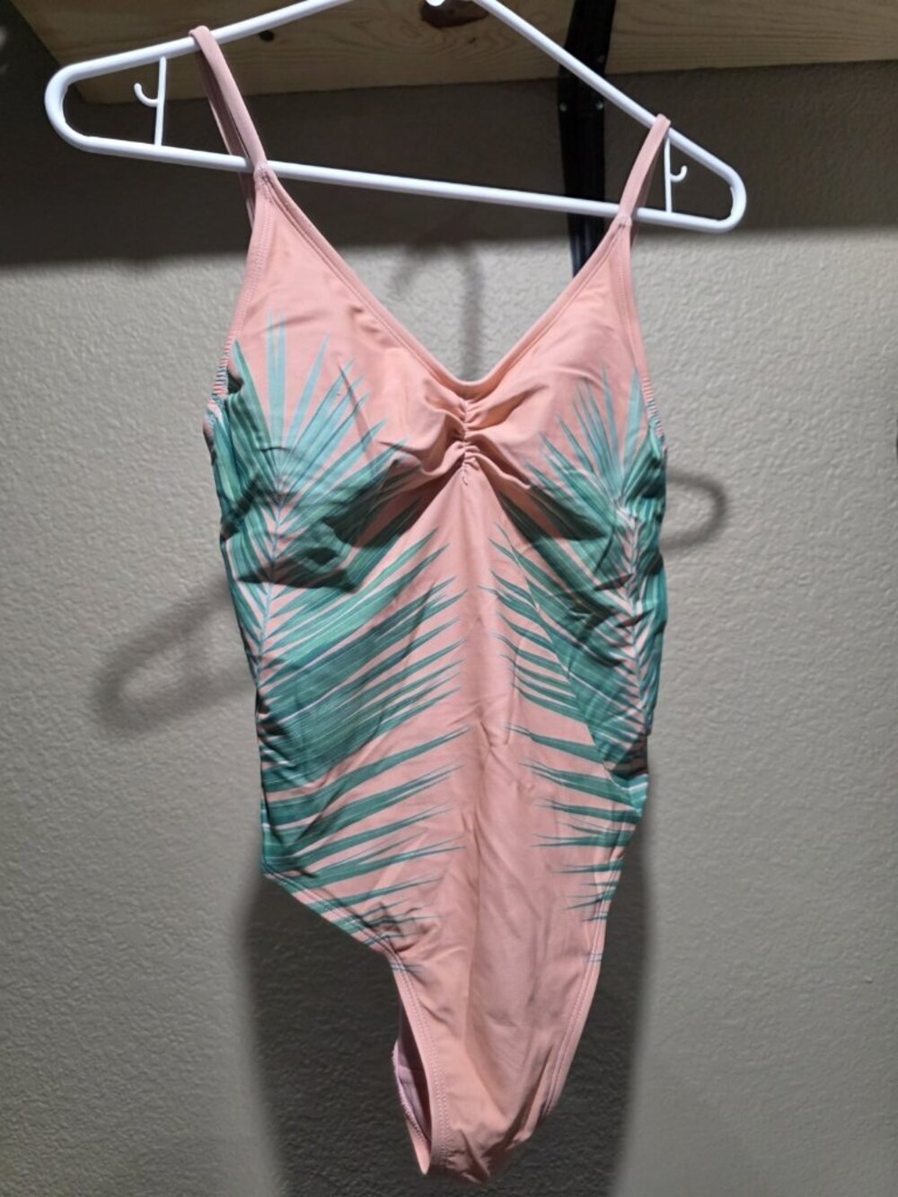 Xhilaration Pink Palm Leaves One Piece Padded Swimsuit Women's Size Medium